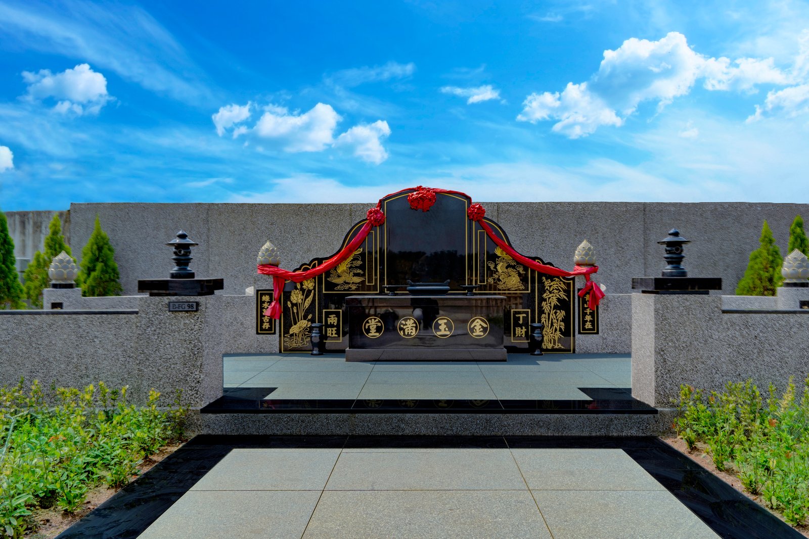 Galeri Lestari Memorial Park